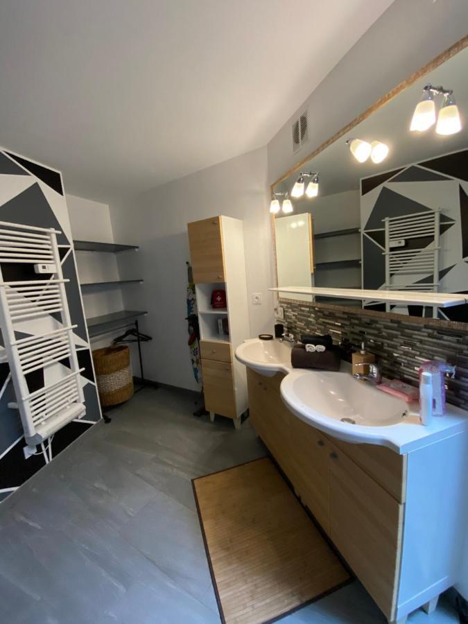 Au Coeur Du Senechal Apartman Marquise Kültér fotó